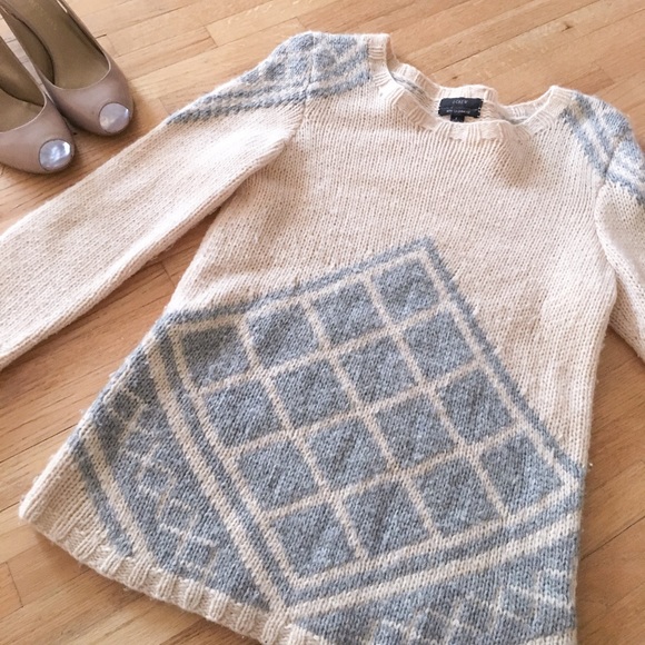 J. Crew Sweaters - J Crew pin cashmere sweater!